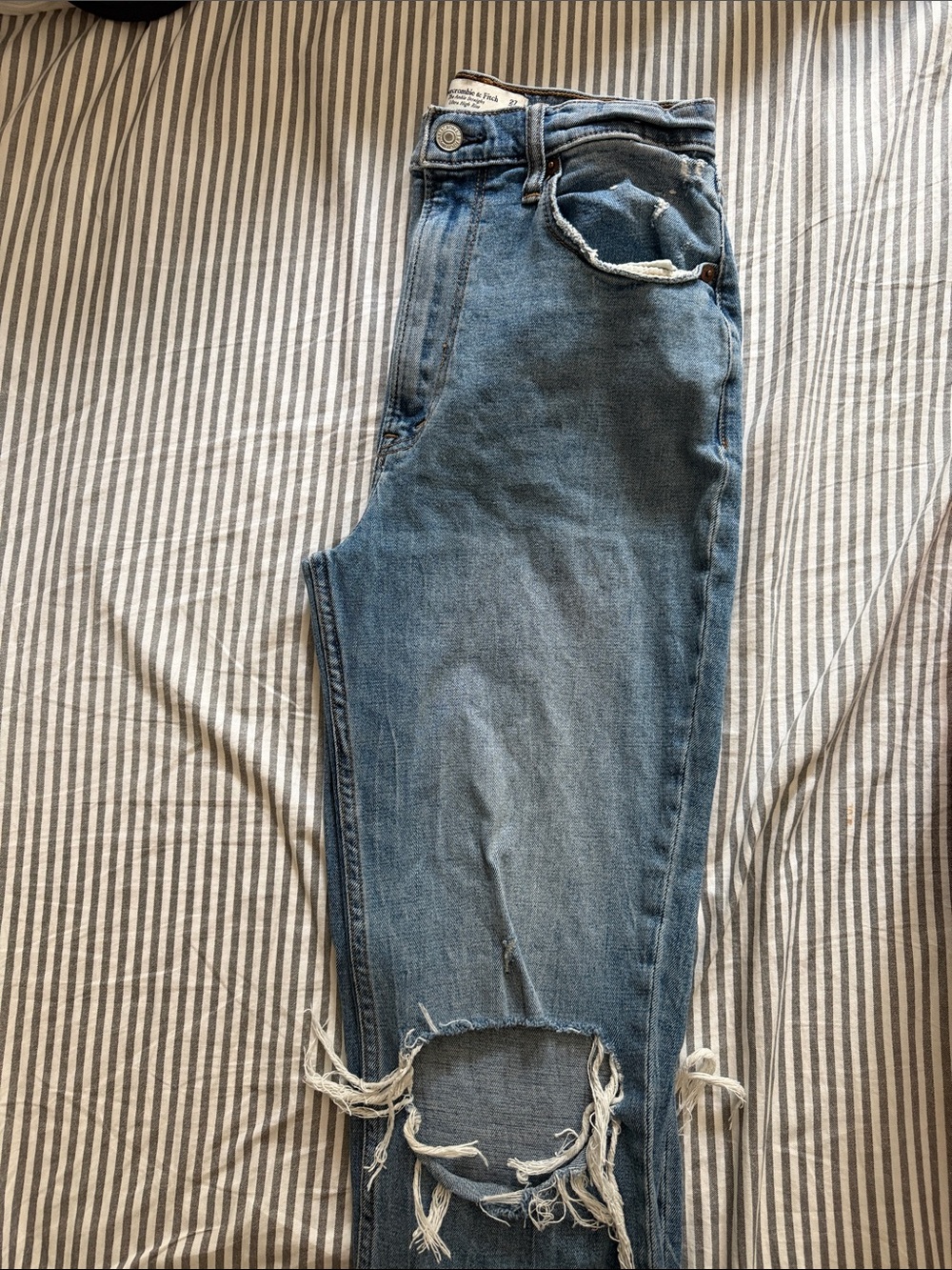 Abercrombie & Fitch Women's Distressed Boyfriend Jeans - Light Blue